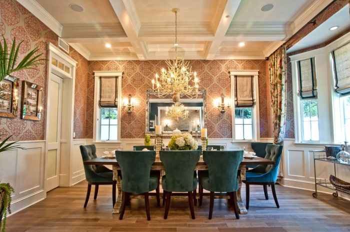 How to decorate formal dining room