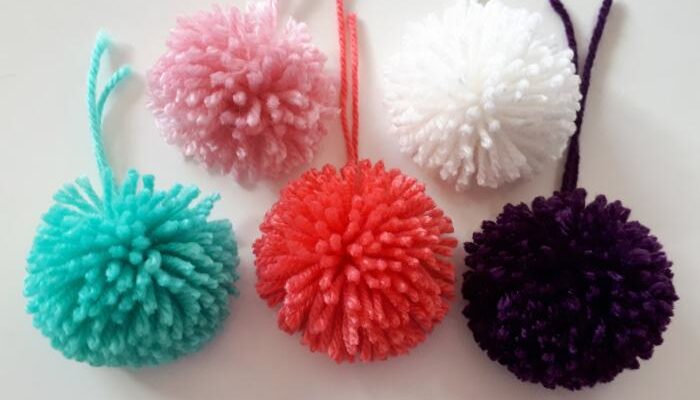 How to make pink pom poms decoration – A Step-by-Step Guide